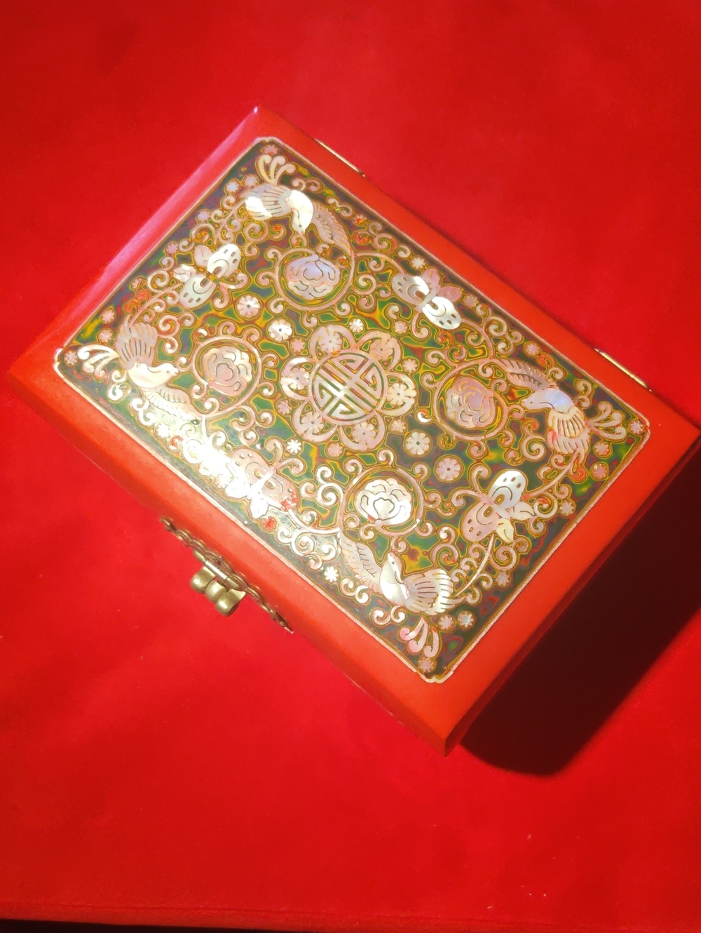 Mother of Pearl RedTreasure Jewelry Box Necklace Bracelet Earrings Ring Box Case